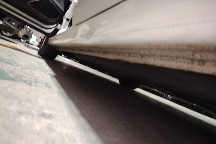 Used Hongqi H5 2019 30TD Dynamic Edition Left Side Sill