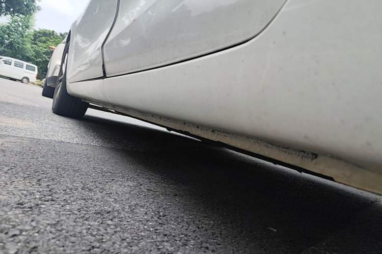 Used Hongqi H5 2019 30TD Dynamic Edition Left Side Sill