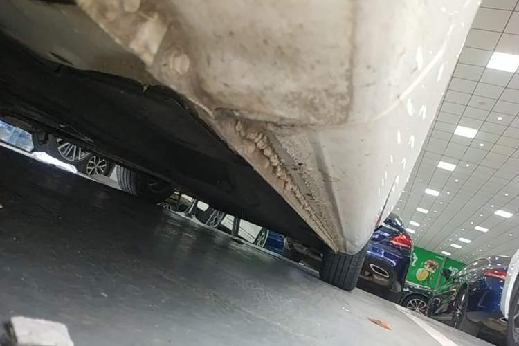 Used Hongqi H5 2019 30TD Dynamic Edition Left Side Sill