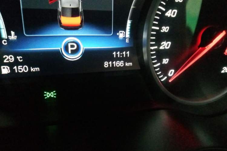 Used Hongqi H5 2019 30TD Dynamic Edition Odometer Close Up