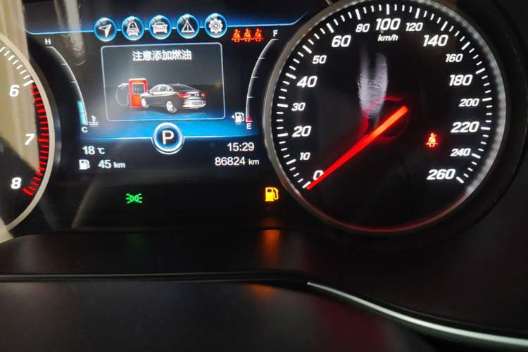 Used Hongqi H5 2019 30TD Smart Connect Dynamic Edition Odometer Close Up