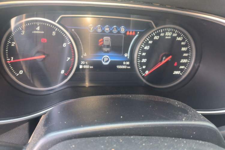 Used Hongqi H5 2019 30TD Smart Connect Dynamic Edition Odometer Close Up