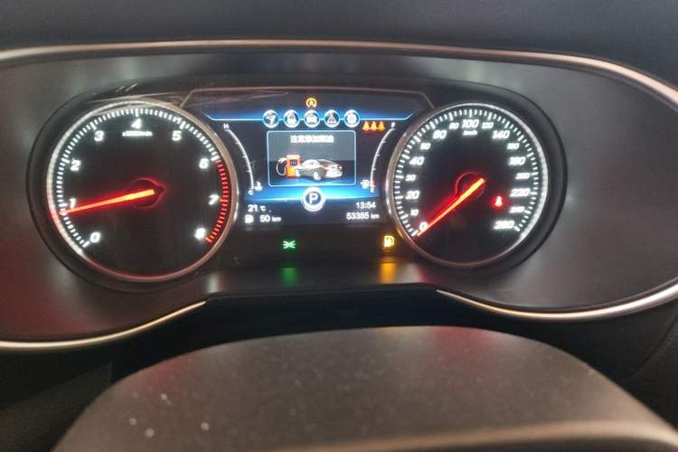 Used Hongqi H5 2019 30TD Smart Connect Dynamic Edition Odometer Close Up