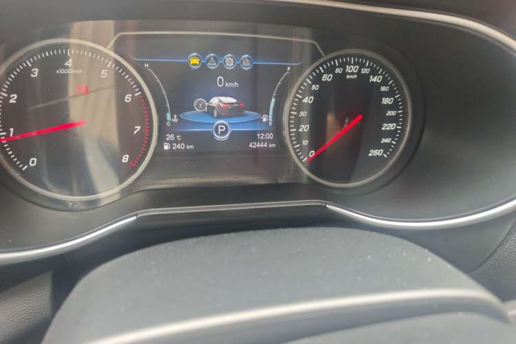 Used Hongqi H5 2019 30TD Dynamic Edition Odometer Close Up
