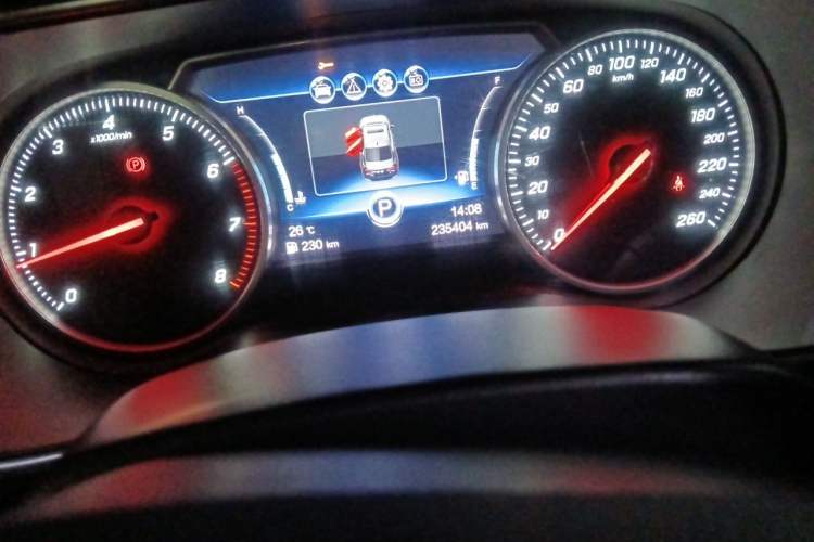 Used Hongqi H5 2019 30TD Dynamic Edition Odometer Close Up