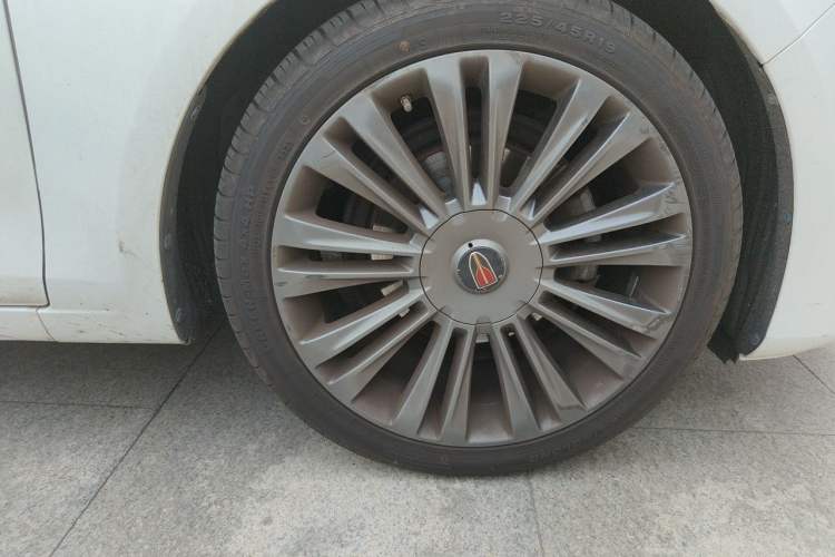 Used Hongqi H5 2019 30TD Smart Connect Dynamic Edition Right Front Wheel Hub