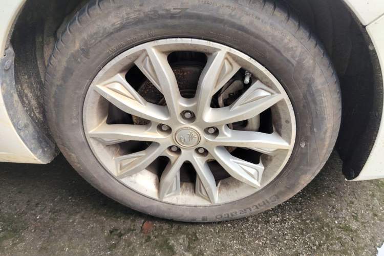 Used Hongqi H5 2019 30TD Dynamic Edition Right Front Wheel Hub