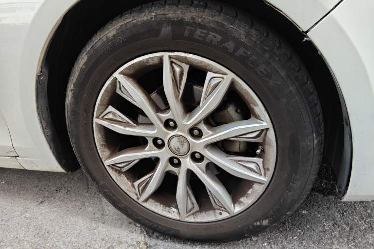 Used Hongqi H5 2019 30TD Dynamic Edition Right Front Wheel Hub