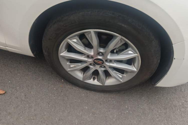 Used Hongqi H5 2019 30TD Dynamic Edition Right Front Wheel Hub
