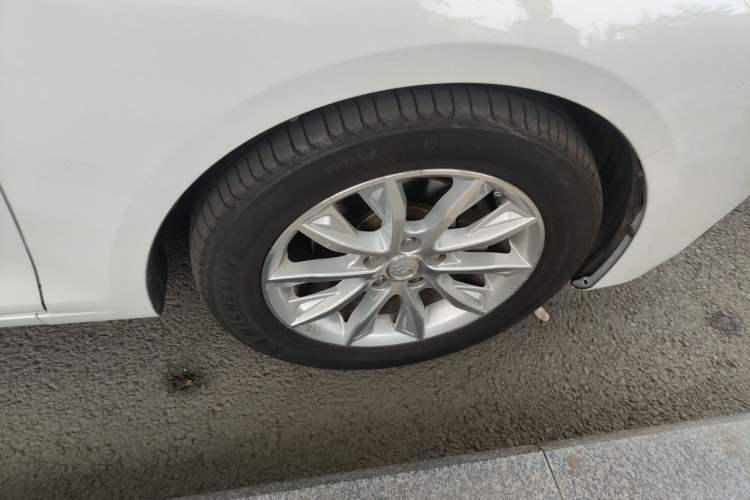Used Hongqi H5 2019 30TD Dynamic Edition Right Front Wheel Hub