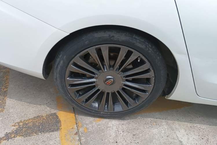 Used Hongqi H5 2019 30TD Smart Connect Dynamic Edition Right Rear Wheel Hub