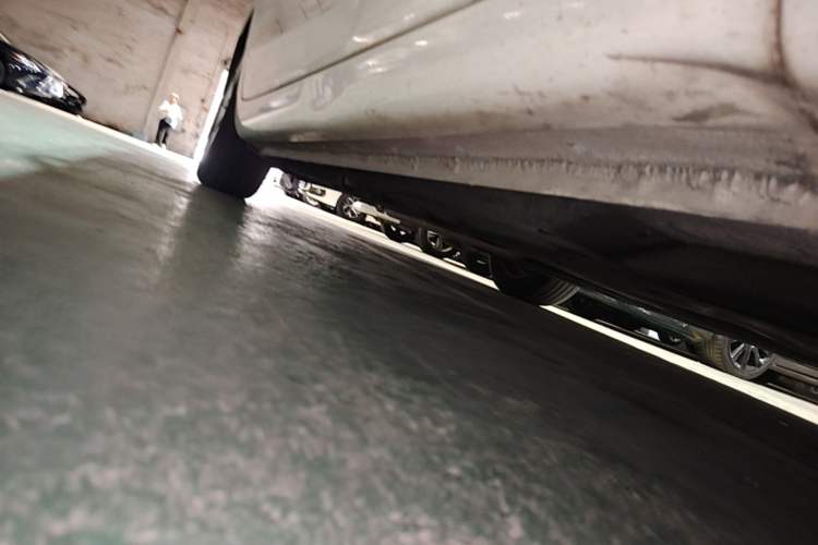Used Hongqi H5 2019 30TD Dynamic Edition Right Side Sill