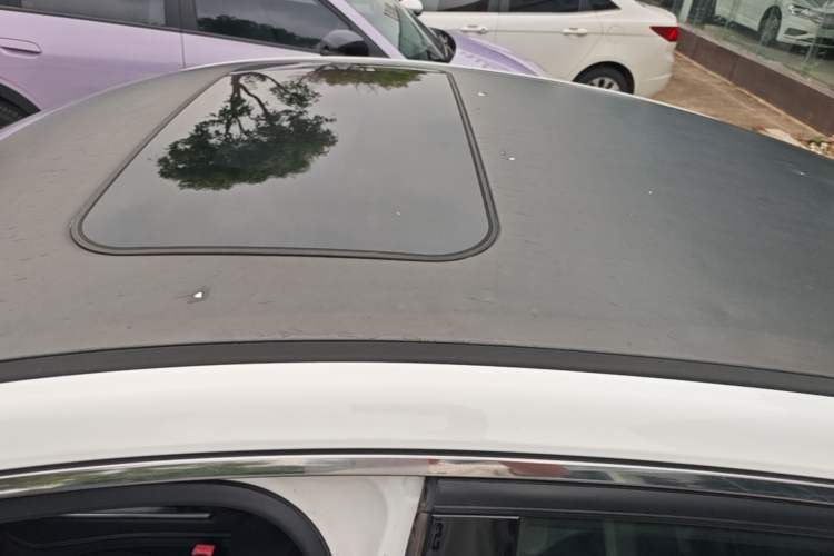 Used Hongqi H5 2019 30TD Smart Connect Dynamic Edition Roof