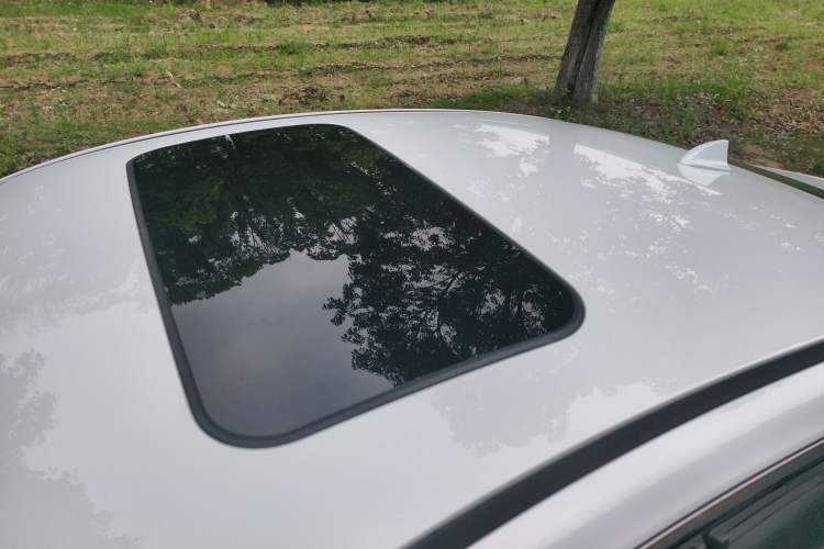 Used Hongqi H5 2019 30TD Smart Connect Dynamic Edition Roof