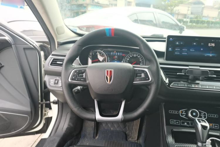 Used Hongqi H5 2019 30TD Smart Connect Dynamic Edition Steering Wheel