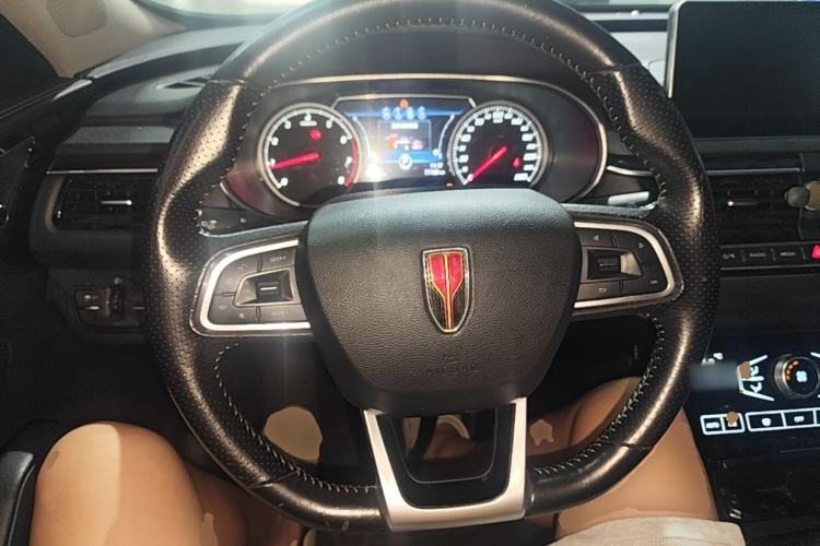 Used Hongqi H5 2019 30TD Dynamic Edition Steering Wheel