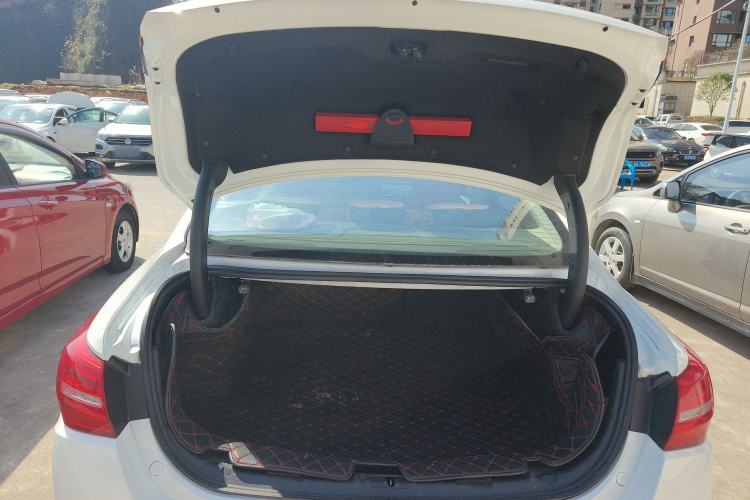 Used Hongqi H5 2019 30TD Dynamic Edition Trunk