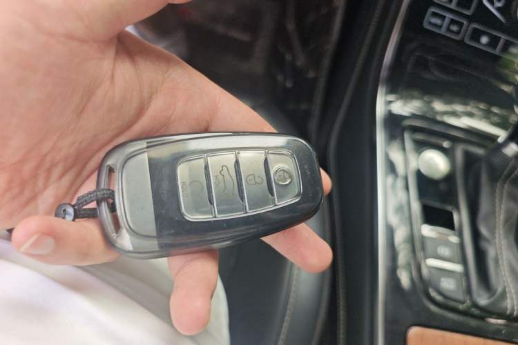 Used Hongqi H5 2019 30TD Smart Connect Dynamic Edition Vehicle Key