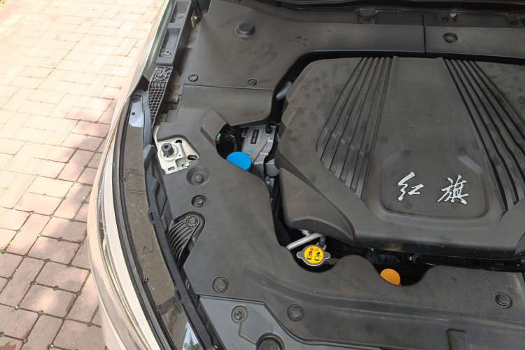 Used Hongqi H5 2019 30TD Smart Connect Dynamic Edition Engine Bay Right
