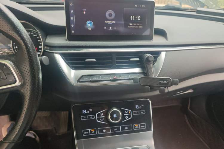 Used Hongqi H5 2020 1.5T DCT Flagship Edition Audio And AC Panel