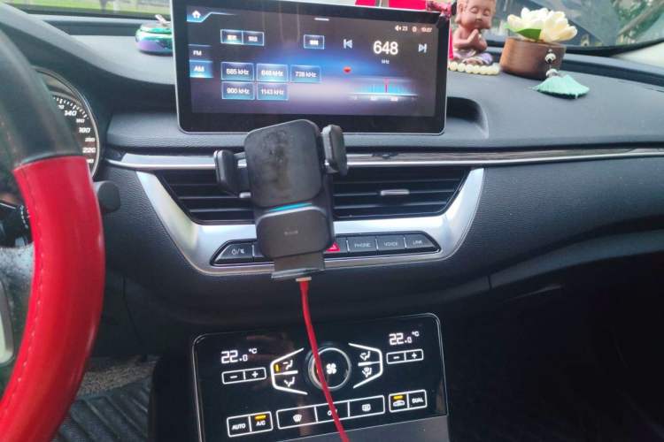 Used Hongqi H5 2020 1.5T DCT Flagship Edition Audio And AC Panel