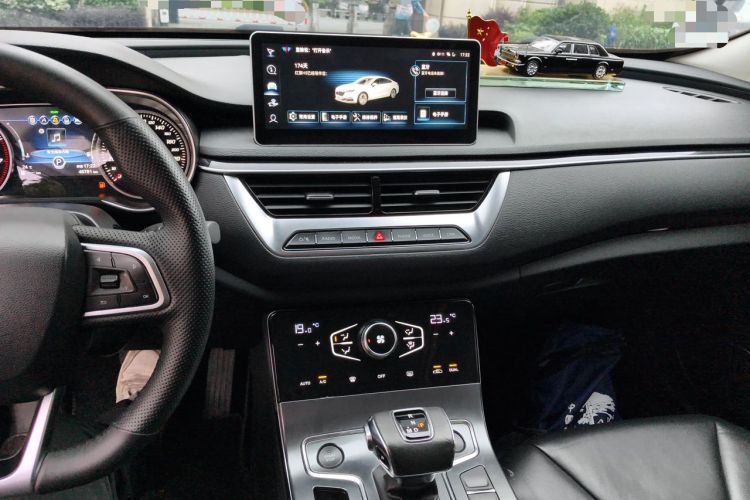 Used Hongqi H5 2020 1.8T Automatic ZhiLian QiYun Edition Audio And AC Panel