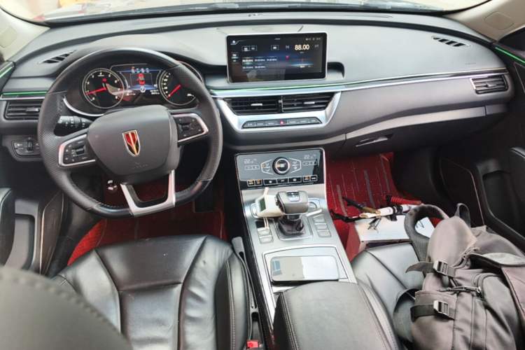 Used Hongqi H5 2020 1.5T DCT Flagship Edition Center Console