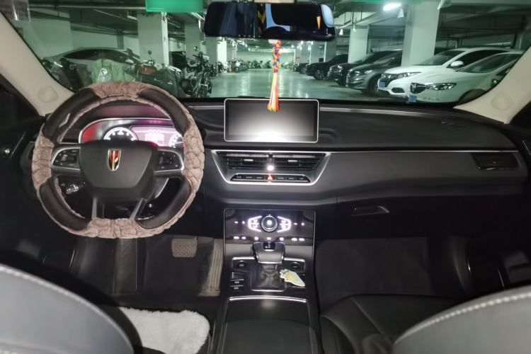 Used Hongqi H5 2020 1.5T DCT Flagship Edition Center Console