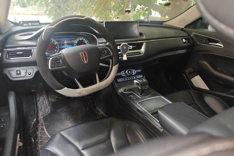 Used Hongqi H5 2020 1.5T DCT Flagship Edition Center Console
