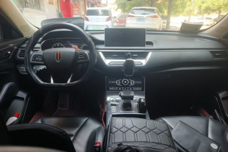 Used Hongqi H5 2020 1.5T DCT Flagship Edition Center Console
