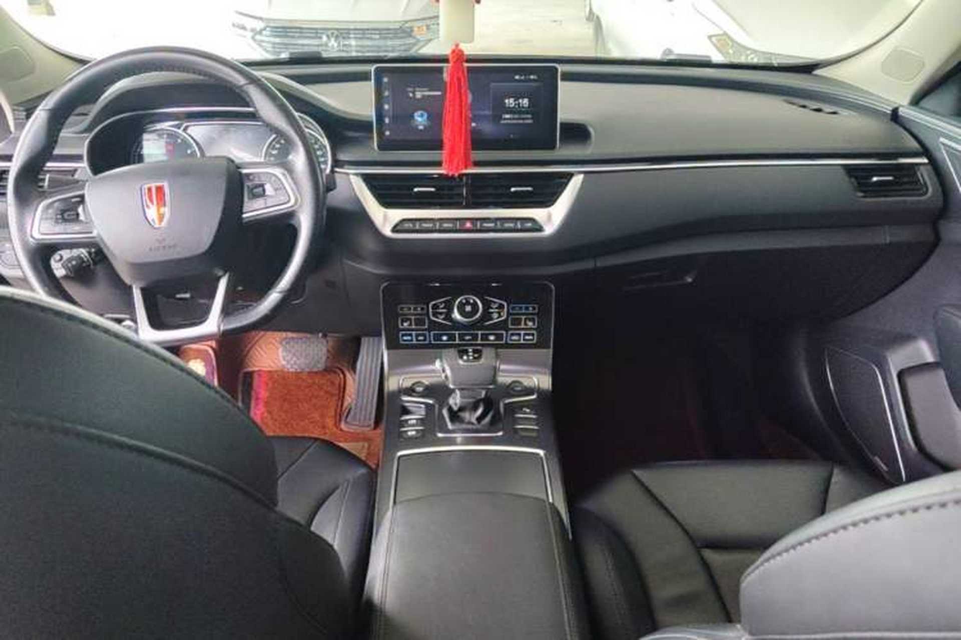 Used Hongqi H5 2020 1.8T Automatic Smart Connect Flagship Edition Center Console