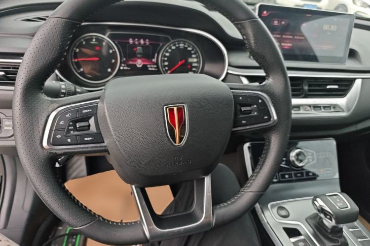 Used Hongqi H5 2020 1.5T DCT Flagship Edition Center Console