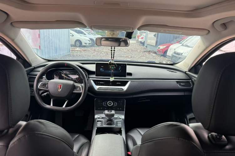 Used Hongqi H5 2020 1.5T DCT Flagship Edition Center Console