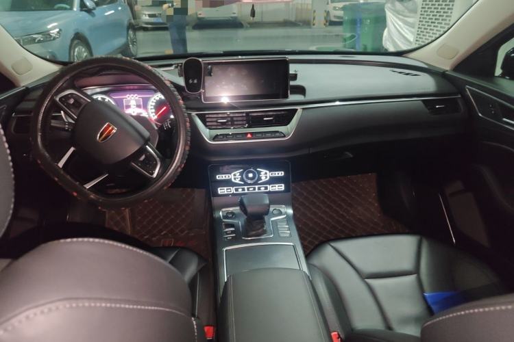 Used Hongqi H5 2020 1.5T DCT Flagship Edition Center Console