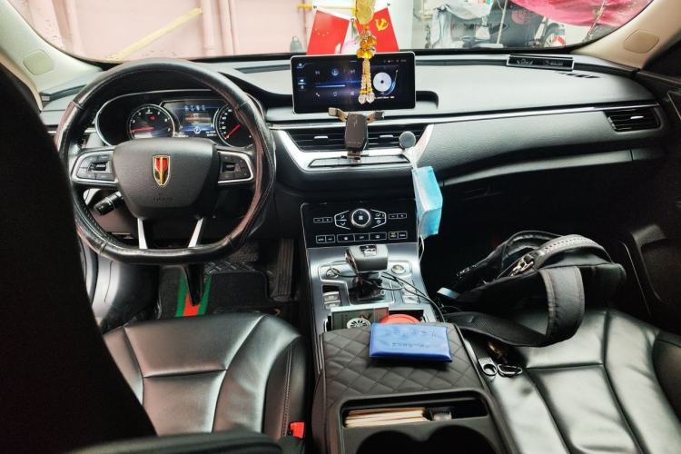 Used Hongqi H5 2020 1.5T DCT Flagship Edition Center Console