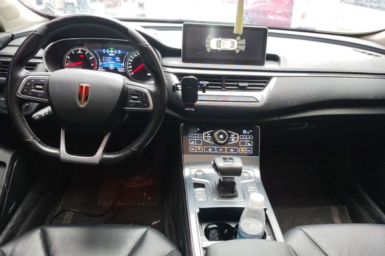 Used Hongqi H5 2020 1.8T Automatic Smart Connect Flagship Edition Center Console