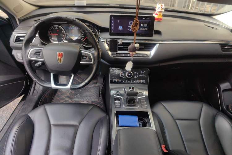 Used Hongqi H5 2020 1.8T Automatic ZhiLian QiYun Edition Center Console