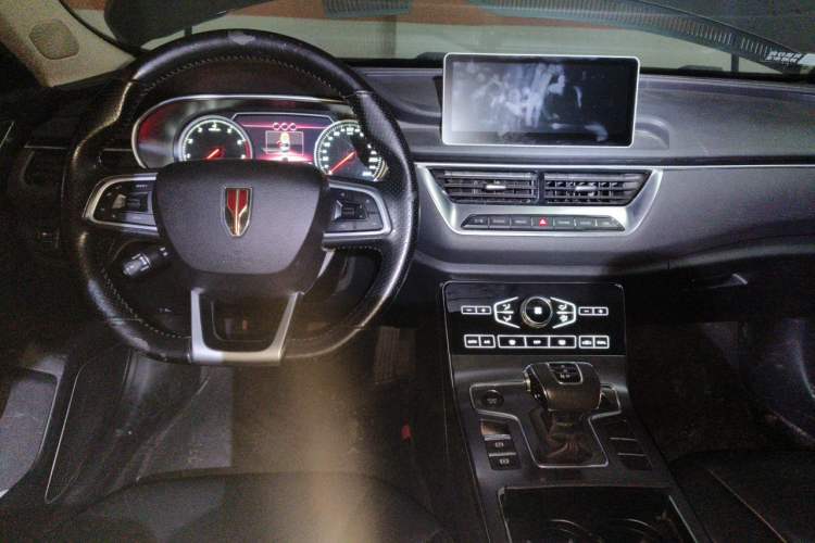 Used Hongqi H5 2020 1.5T DCT Flagship Edition Center Console