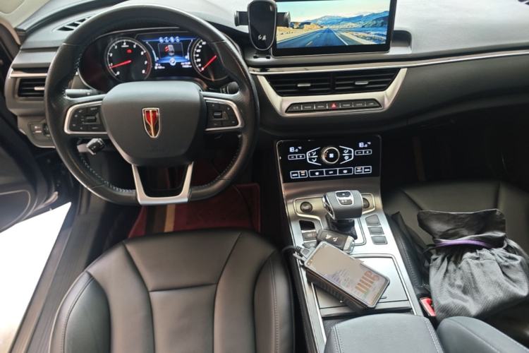Used Hongqi H5 2020 1.5T DCT Flagship Edition Center Console
