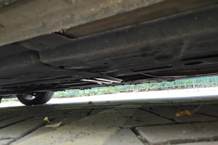 Used Hongqi H5 2020 1.5T DCT Flagship Edition Chassis Front Left