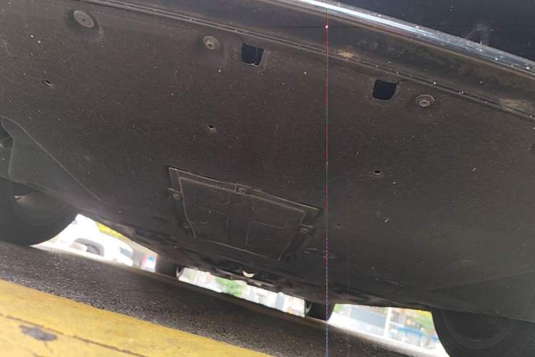 Used Hongqi H5 2020 1.8T Automatic ZhiLian QiYun Edition Chassis Front