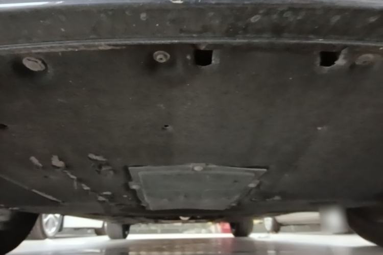Used Hongqi H5 2020 1.8T Automatic ZhiLian QiYun Edition Chassis Front