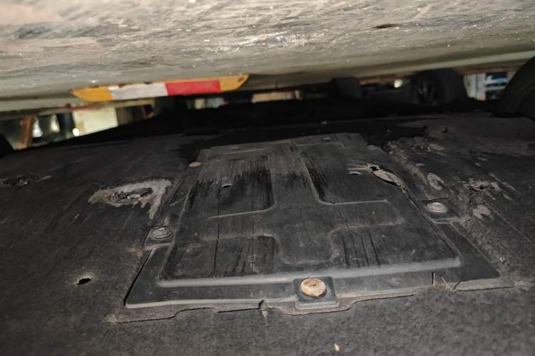 Used Hongqi H5 2020 1.8T Automatic Smart Connect Flagship Edition Chassis Front
