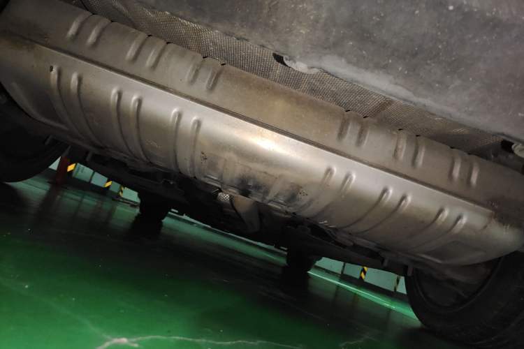 Used Hongqi H5 2020 1.8T Automatic Smart Connect Flagship Edition Chassis Rear