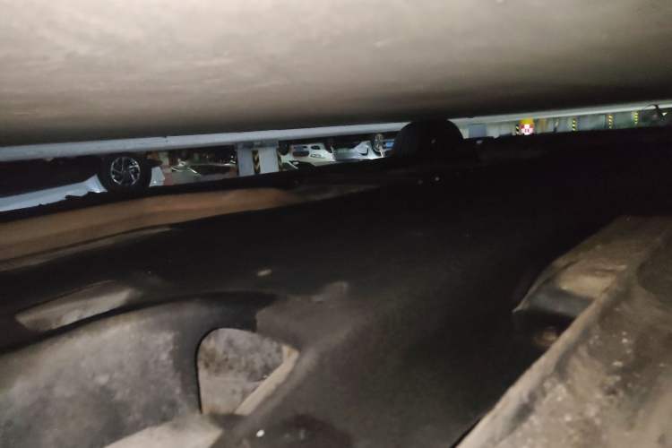 Used Hongqi H5 2020 1.5T DCT Flagship Edition Chassis Rear Left