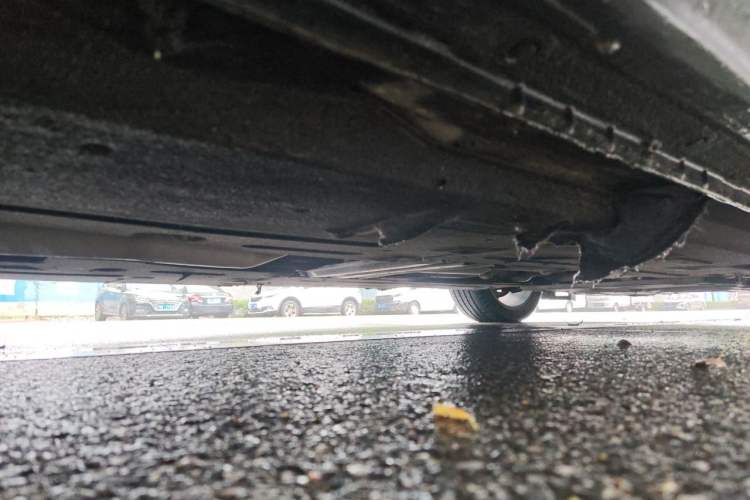 Used Hongqi H5 2020 1.5T DCT Flagship Edition Chassis Rear Right