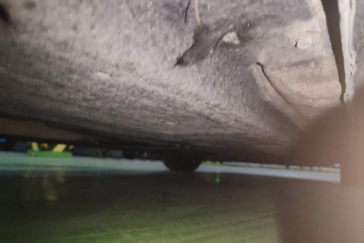 Used Hongqi H5 2020 1.8T Automatic ZhiLian QiYun Edition Chassis Rear Right