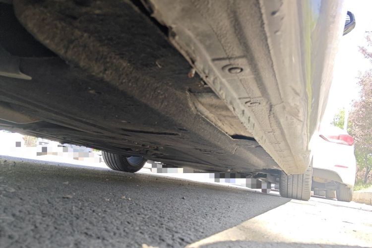 Used Hongqi H5 2020 1.8T Automatic ZhiLian QiYun Edition Chassis Rear Right