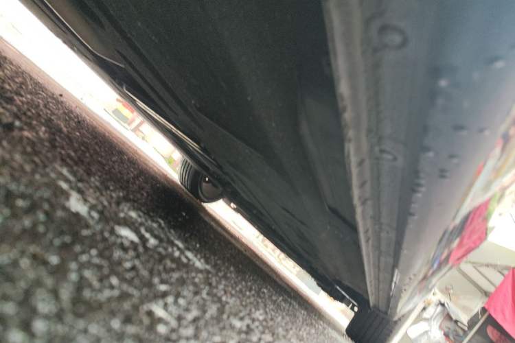 Used Hongqi H5 2020 1.5T DCT Flagship Edition Chassis Rear Right
