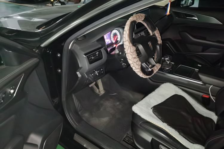 Used Hongqi H5 2020 1.5T DCT Flagship Edition Driver Seat